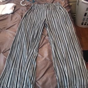 Super cute stretch pants